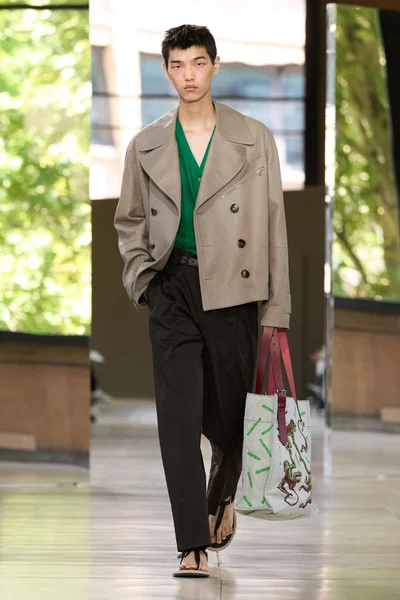 Look 31